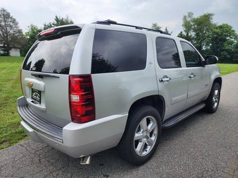 Used 2013 Chevrolet Tahoe LTZ AWD/4WD image 6