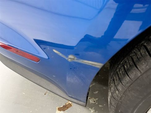 Used 2017 Ford Mustang Coupe image 27