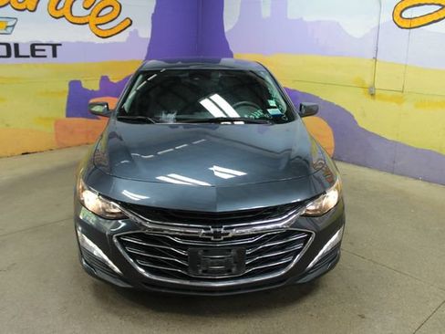 Used 2019 Chevrolet Malibu RS FWD image 3