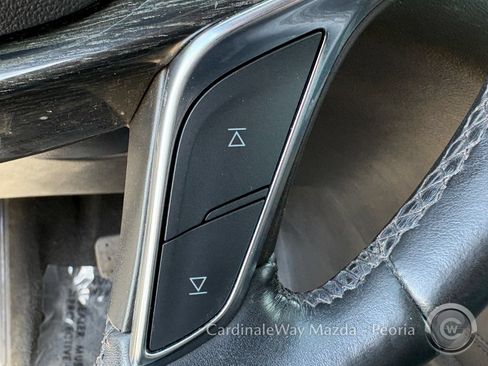 Used 2022 Cadillac XT5 Premium Luxury FWD image 24