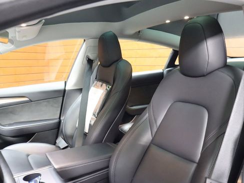 Used 2022 Tesla Model 3 Long Range image 38