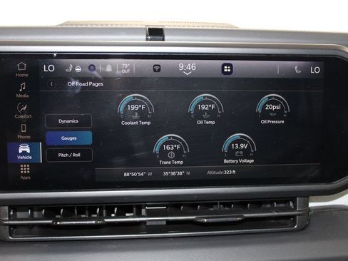 Used 2025 Jeep Wrangler Unlimited Sahara AWD/4WD image 48