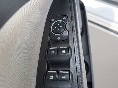 Used 2019 Ford Fusion S FWD image 17