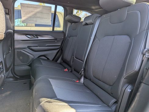 New 2025 Jeep Grand Cherokee Laredo w/ MOPAR Finishing Package image 11