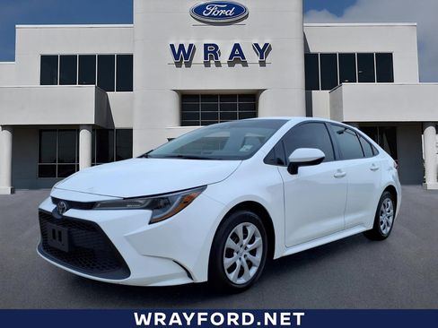 Used 2022 Toyota Corolla LE FWD image 1