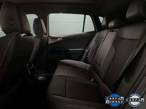 Used 2024 Volkswagen ID.4 S image 19