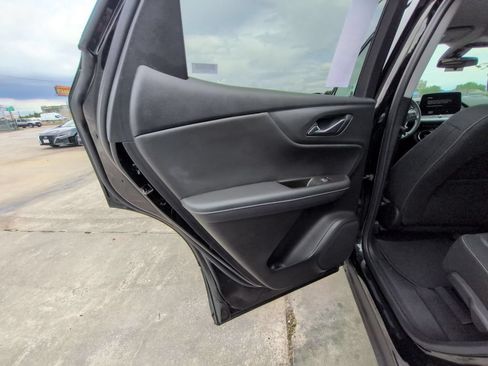 Used 2025 Chevrolet Blazer LT FWD image 26