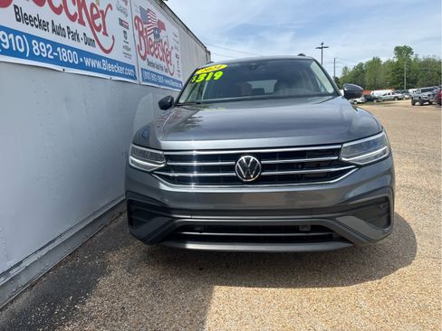 Used 2024 Volkswagen Tiguan S image 5
