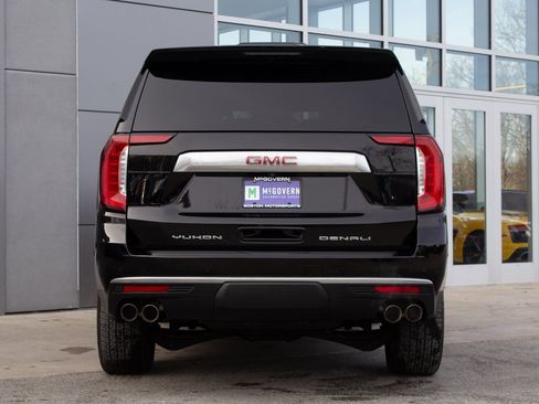 Used 2023 GMC Yukon Denali w/ LPO, Floor Liner Package image 9