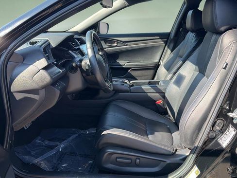 Used 2019 Honda Civic Sport Touring image 11