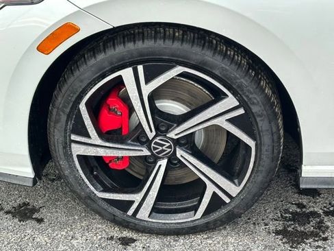 New 2026 Volkswagen GTI SE image 12