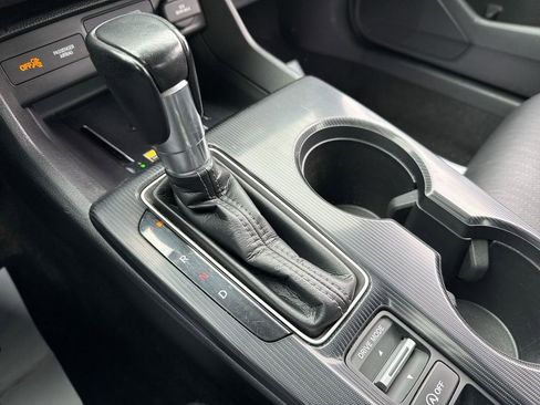 Used 2022 Honda Civic Touring image 20