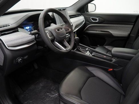 New 2026 Jeep Compass Latitude AWD/4WD image 16