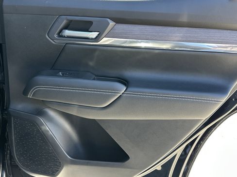 Used 2026 GMC Terrain Denali image 16