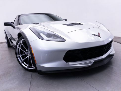 Used 2017 Chevrolet Corvette Grand Sport RWD image 5