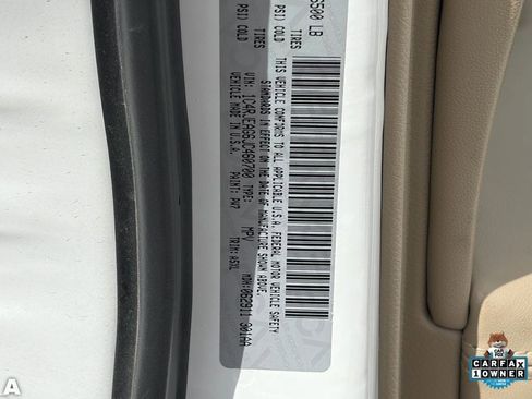 Used 2018 Jeep Grand Cherokee Laredo RWD image 12