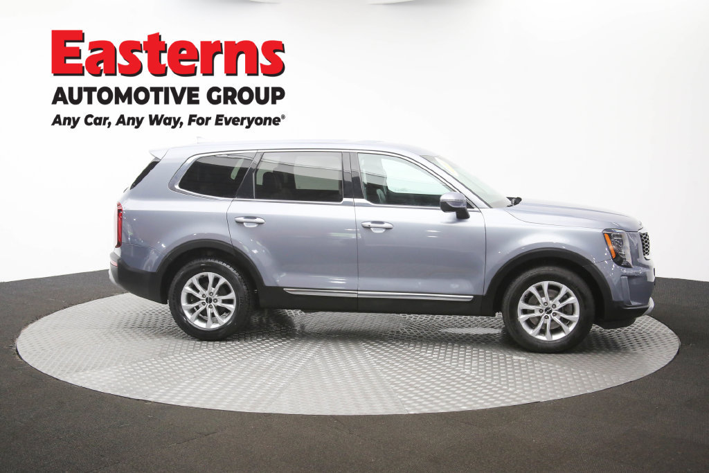 Used 2022 Kia Telluride LX FWD image 42
