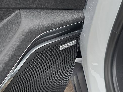 New 2026 GMC Acadia Elevation w/ Elevation Premium Package image 21