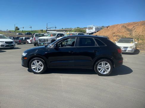 Used 2018 Audi Q3 2.0T Premium image 8