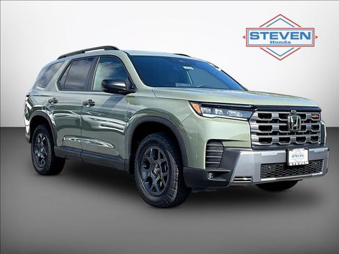 New 2026 Honda Pilot TrailSport image 1