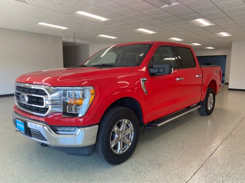 Used 2023 Ford F150 XLT w/ Equipment Group 302A High image 9