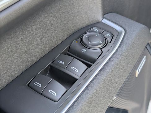 New 2026 GMC Sierra 1500 Elevation w/ Elevation Premium Package image 11