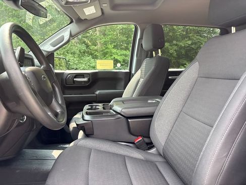 Used 2024 Chevrolet Silverado 1500 Custom Trail Boss w/ LPO, Dark Essentials Package AWD/4WD image 35