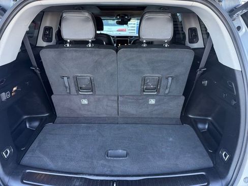 Used 2024 Jeep Grand Cherokee L Limited w/ Black Appearance Package image 25