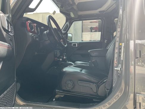 Used 2022 Jeep Gladiator Rubicon AWD/4WD image 8