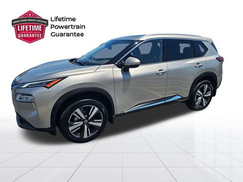 Used 2021 Nissan Rogue SL w/ Premium Package image 1