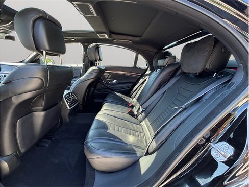 Used 2019 Mercedes-Benz S 560 4MATIC Sedan image 41