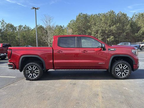 Used 2024 GMC Sierra 1500 AT4 w/ Technology Package image 32