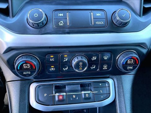 Certified 2023 GMC Acadia SLT w/ Elevation Edition image 31