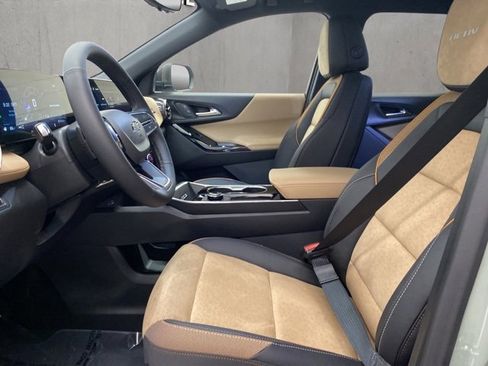 New 2026 Chevrolet Equinox ACTIV w/ Convenience Package III image 11