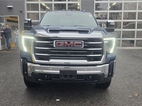 Used 2024 GMC Sierra 2500 SLT w/ SLT Convenience Package image 7