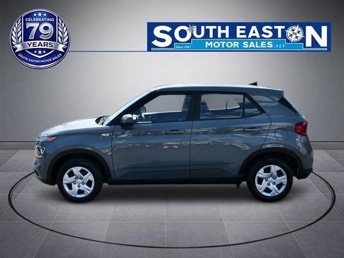 Used 2020 Hyundai Venue SE FWD image 7
