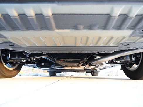 Used 2025 Toyota Sienna LE image 14