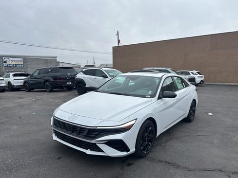 New 2026 Hyundai Elantra SEL Sport image 1