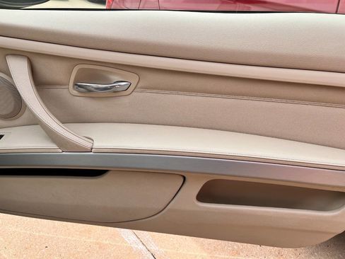 Used 2010 BMW 335i Convertible RWD image 25