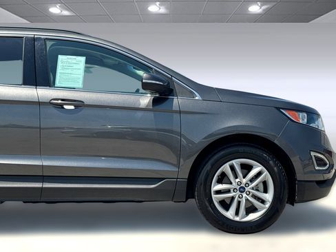 Used 2017 Ford Edge SEL FWD image 34