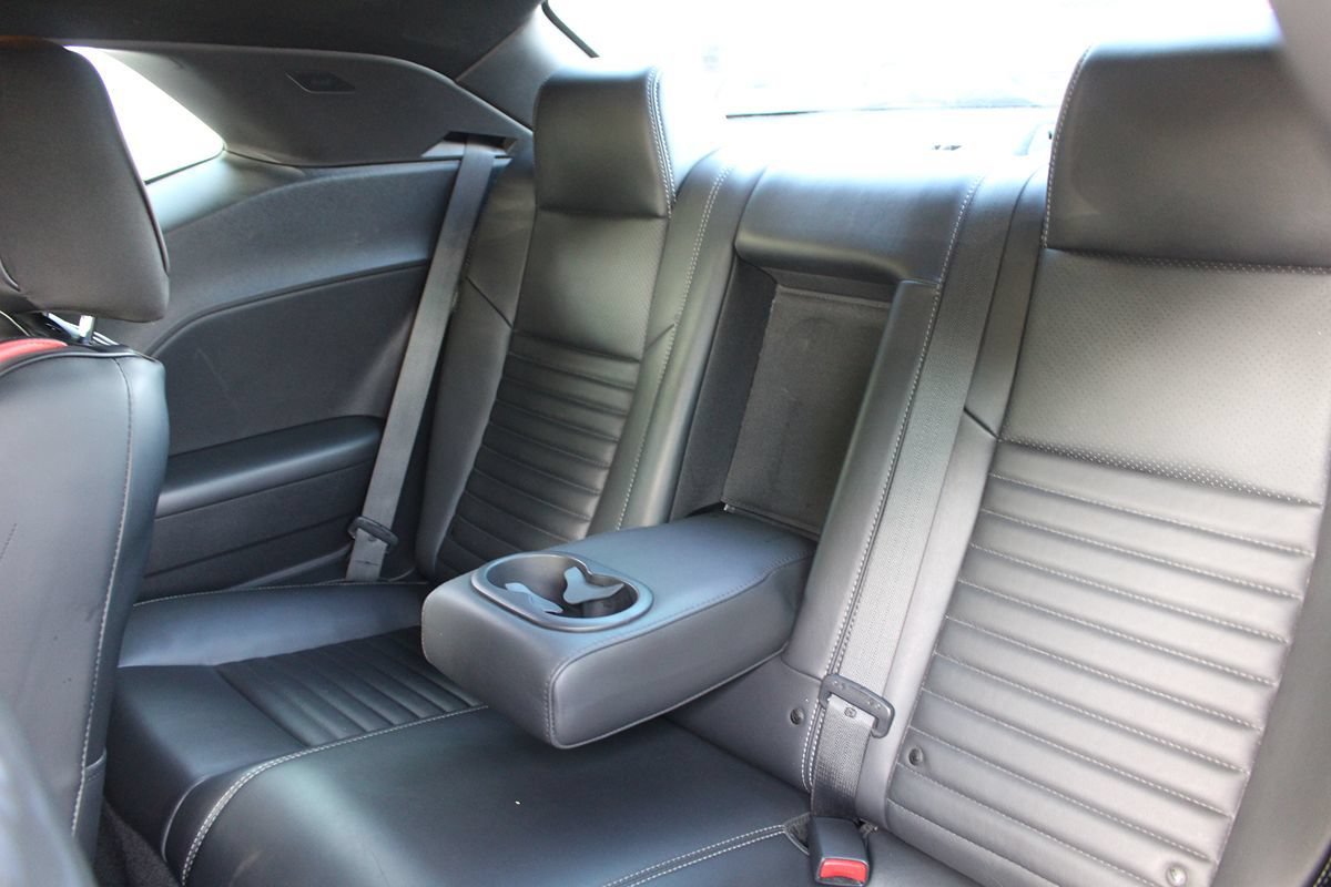 Used 2013 Dodge Challenger R/T Plus RWD image 9