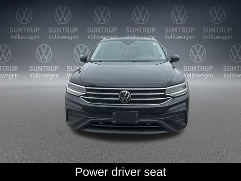 Used 2023 Volkswagen Tiguan SE FWD image 11