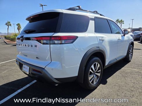 New 2026 Nissan Pathfinder SL FWD image 5