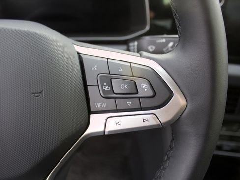 New 2026 Volkswagen Jetta SE image 17