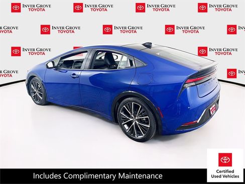 Certified 2025 Toyota Prius XLE AWD/4WD image 7