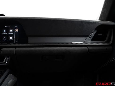 Used 2025 Porsche 911 GT3 RS RWD image 38