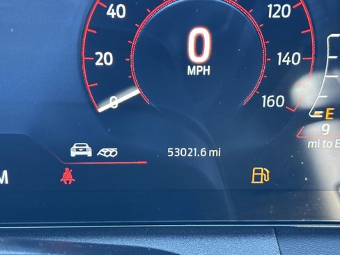 Used 2024 Ford Mustang GT Premium image 7