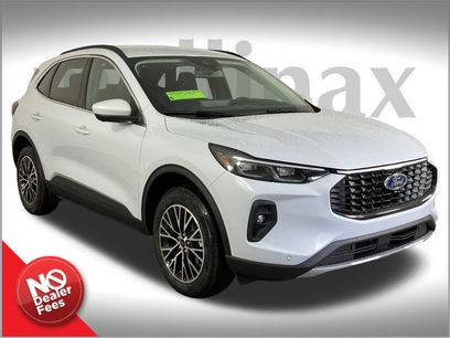 New 2025 Ford Escape SE w/ PHEV Premium Package
