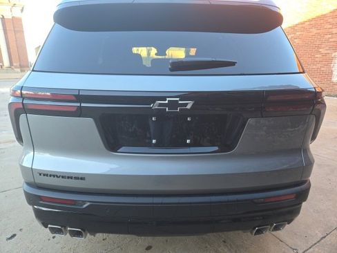 New 2026 Chevrolet Traverse LT image 6