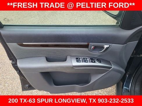 Used 2012 Hyundai Santa Fe GLS image 10